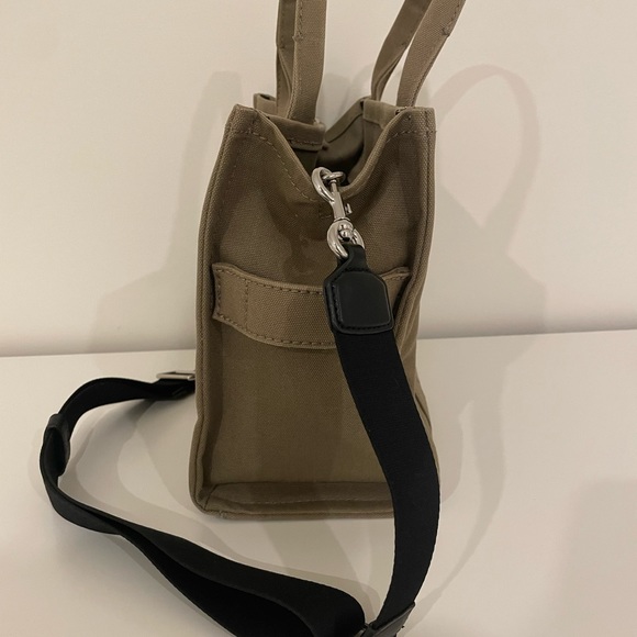 SOLD - Marc Jacobs Medium Tote Bag - Picture 3 of 5